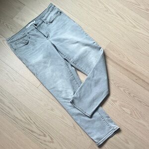 Athleta Light Grey Wash Skulptek Jeans -